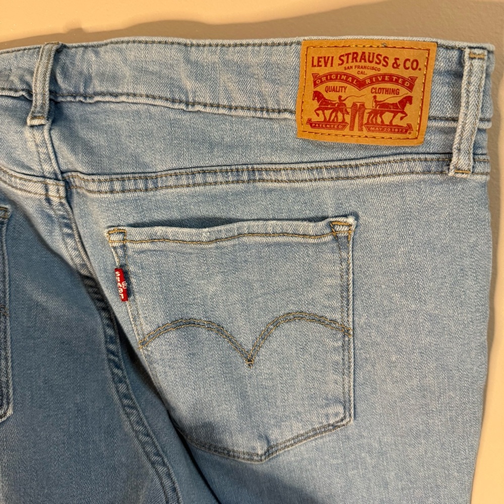 Levi's 711 SKINNY WOMEN'S JEANS SZ/ 33x30 - Picture 8 of 11